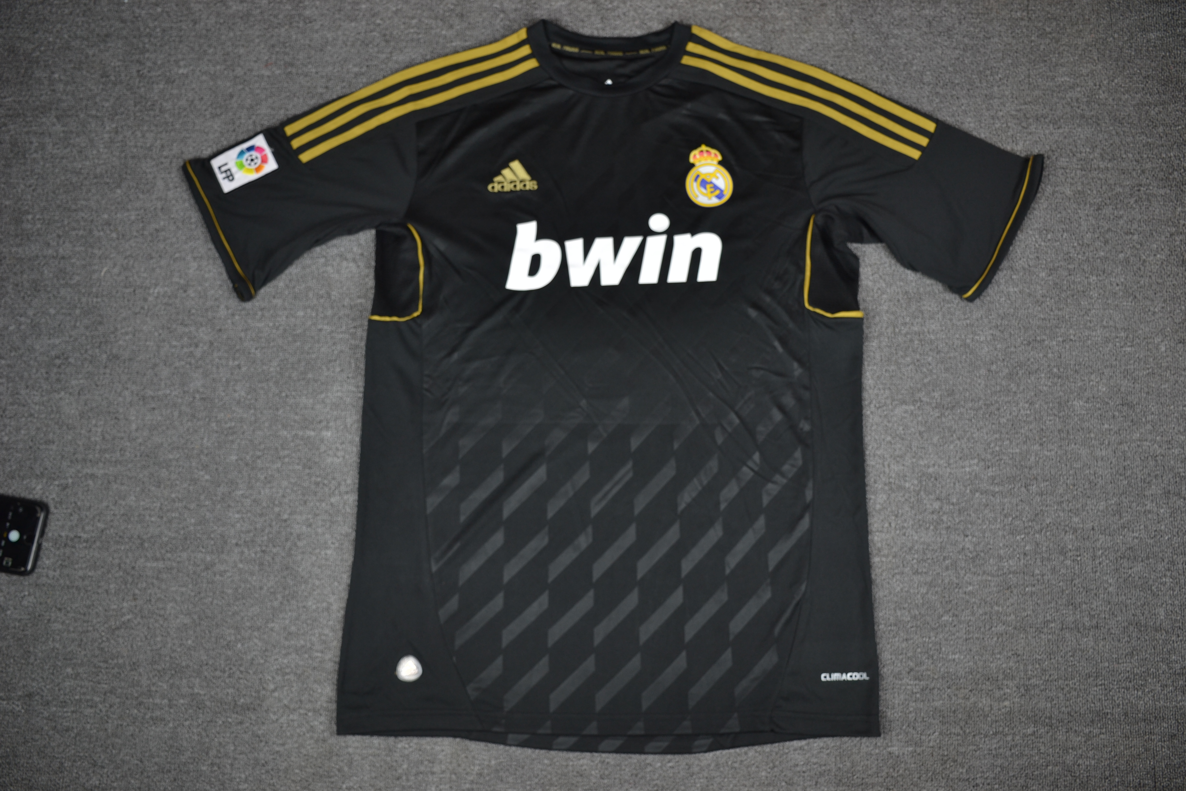 2011-2012 Real Madrid Black Retro Jersey